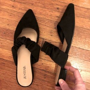NWOT Black pointed toe mules size 6.5